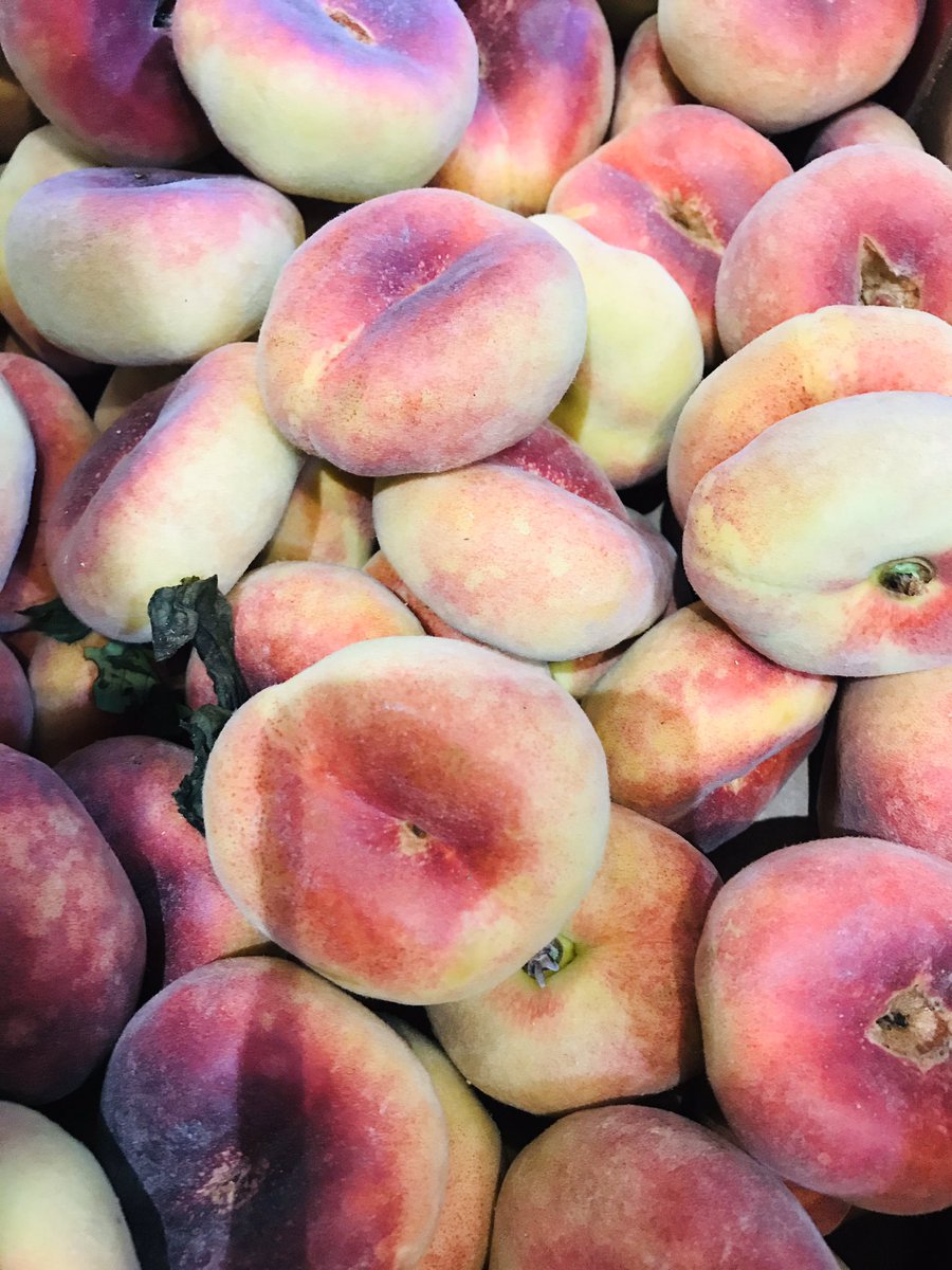Peaches aplenty right now..