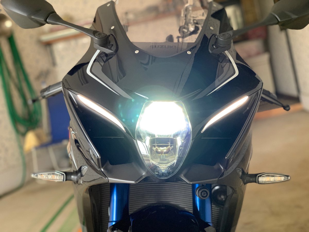 azukiori's tweet photo. ユーカリが丘MTGバイク&amp;カーウォッシュSNAP すすむ/azkさん　スズキ　GSX-R1000R L7 を洗車させて頂きました。　ご利用ありがとうございました。#suzuki #gsxr1000r #stayhome https://t.co/BmQGV4P1yR