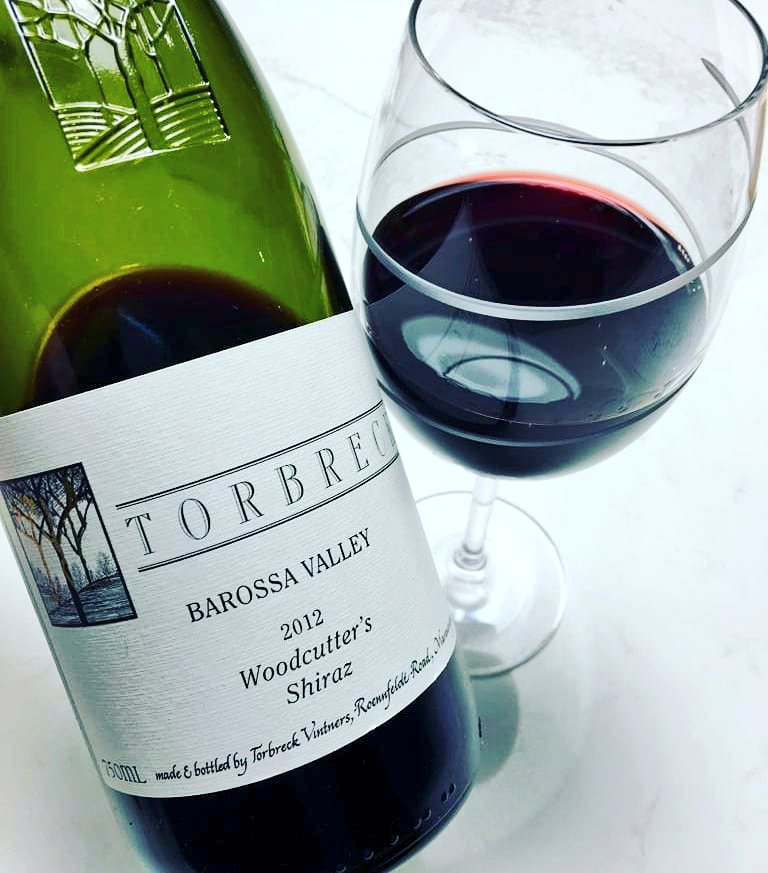 Torbreck Barossa Woodcutter's Shiraz 2012

Has to be about one of the most consistent best value Barossa reds year after year. The 2012 vintage was a cracker too! #drinkthegoodstuff Brett 🍷🍷🍷🍷🍷

<a href="/TorbreckBarossa/">Torbreck</a> <a href="/BarossaWineAu/">Barossa Wine</a> <a href="/wine_australia/">Wine Australia</a> <a href="/winewankers/">The Wine Wankers 🍾🤛🎉🥂</a>