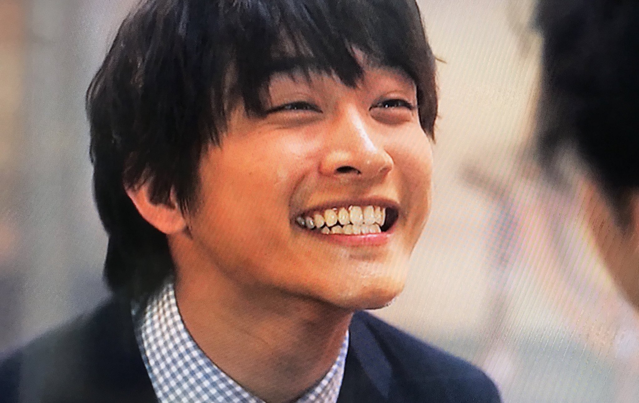 ミニりぃ 0127小芝風花ちゃん 苺ちゃんｖｓ高橋刑事 元ラッパー彼氏 画像 高橋刑事を見て 事件かなと思ったら 違い また高橋刑事にマウントされる苺ちゃんの顔が 美食探偵bl要素が 美食探偵 明智五郎 中村倫也 小芝風花 小林苺 佐藤寛太