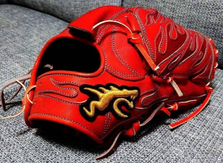 baseball_gj's tweet photo. 〔プレゼント〕
RYU硬式　投手用⚾
（左右選べます）

〔当選人数〕
3名様

〔応募方法〕
フォロー+リツイート
＊途中で解除すると無効になってしまいます。

〔応募期限〕5/10
当選者にはDMでお知らせします✨

#RYU #野球　#グローブ https://t.co/yQycJoGkSj