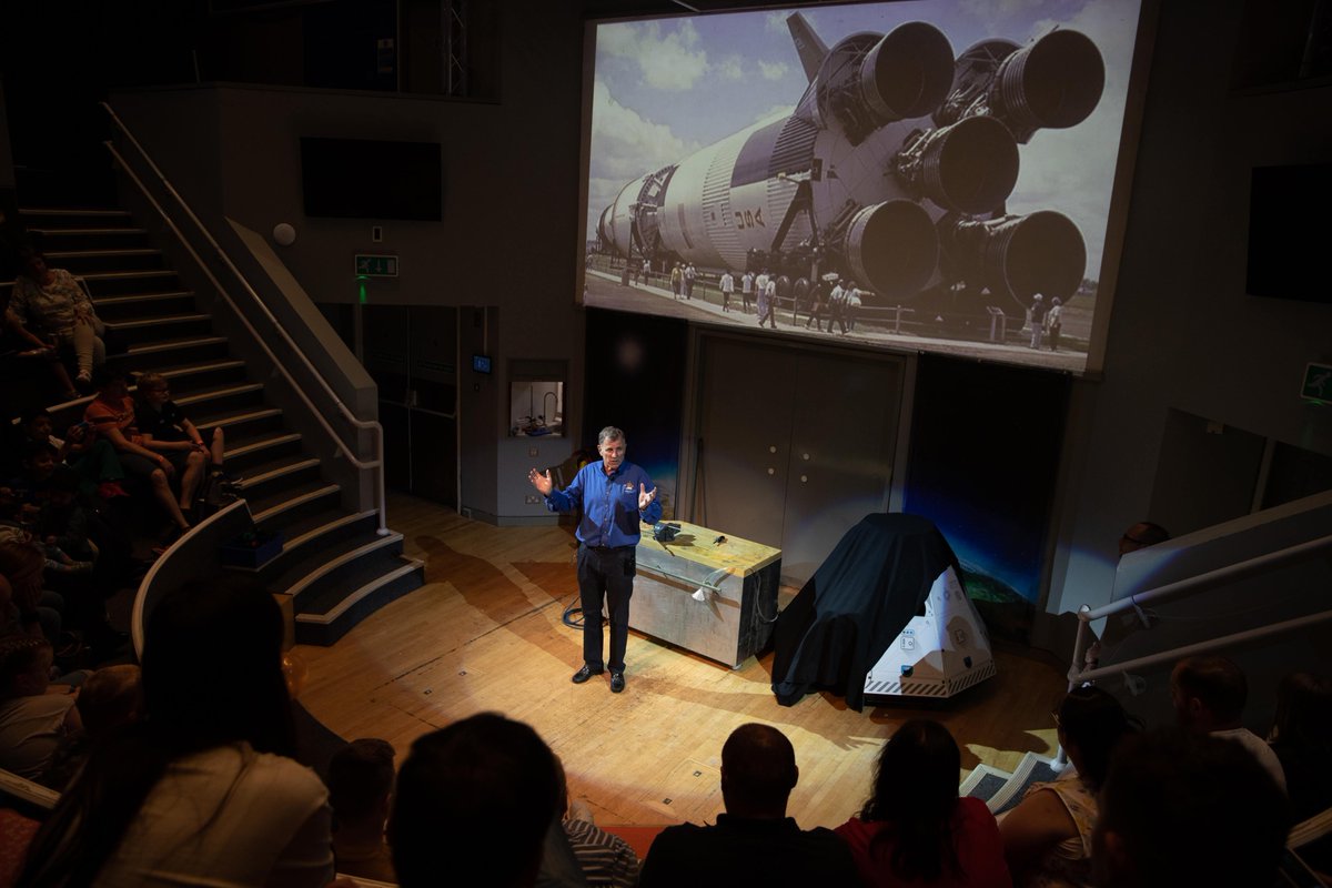 .#MayThe4thBeWithYou 

#Throwback to last summer - our Mission Moon🌚 planetarium show with Astronaut, Dave Williams! @AstroDaveMD  

#MoonLanding50