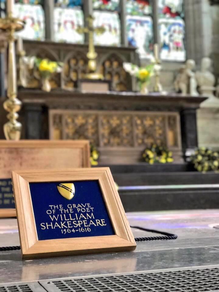 ATOwarwickshire's tweet photo. Where will you go to enjoy wonderful Warwickshire once it’s once more safe to do so? On our list is Holy Trinity Church in Stratford-upon-Avon.

"We love it.. you will too", Mette ♡ 

Click here for our latest experiences in the Warwickshire: https://t.co/TKCxP8be6Z #PlanAVisit https://t.co/eALIQ59AHU