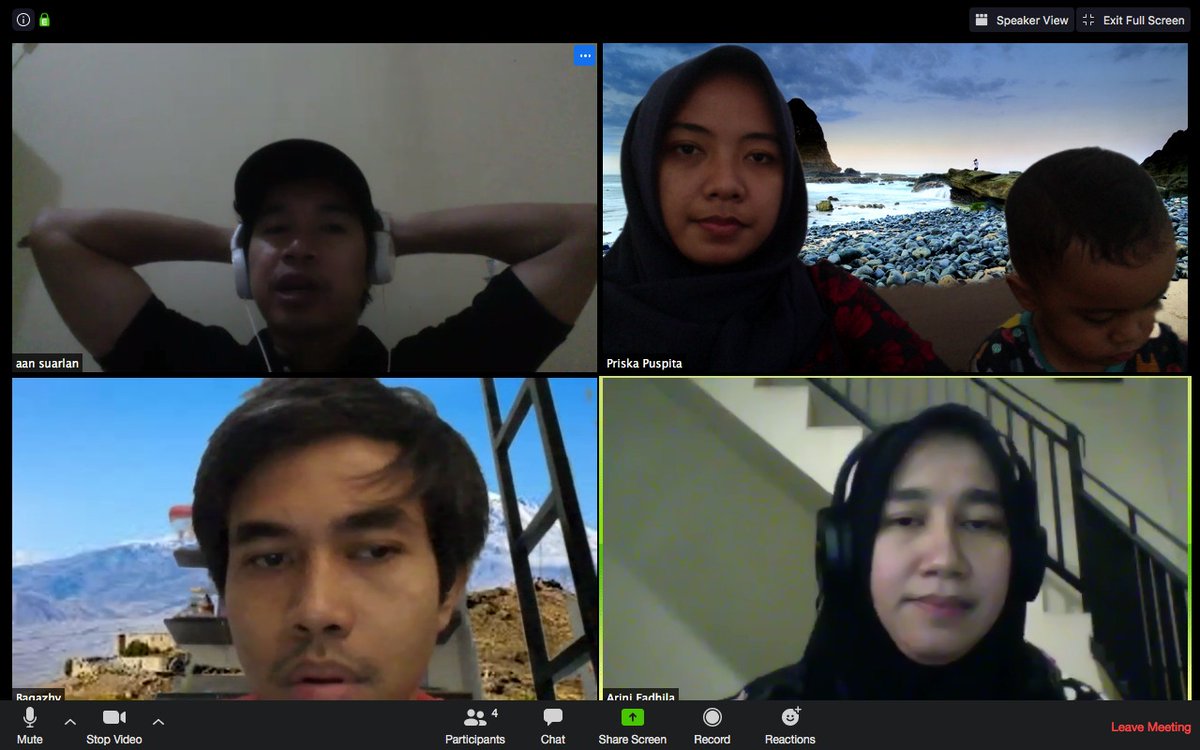 kangen Jember, Rapat pun Background diganti Pantai Papuma 😂😂😂