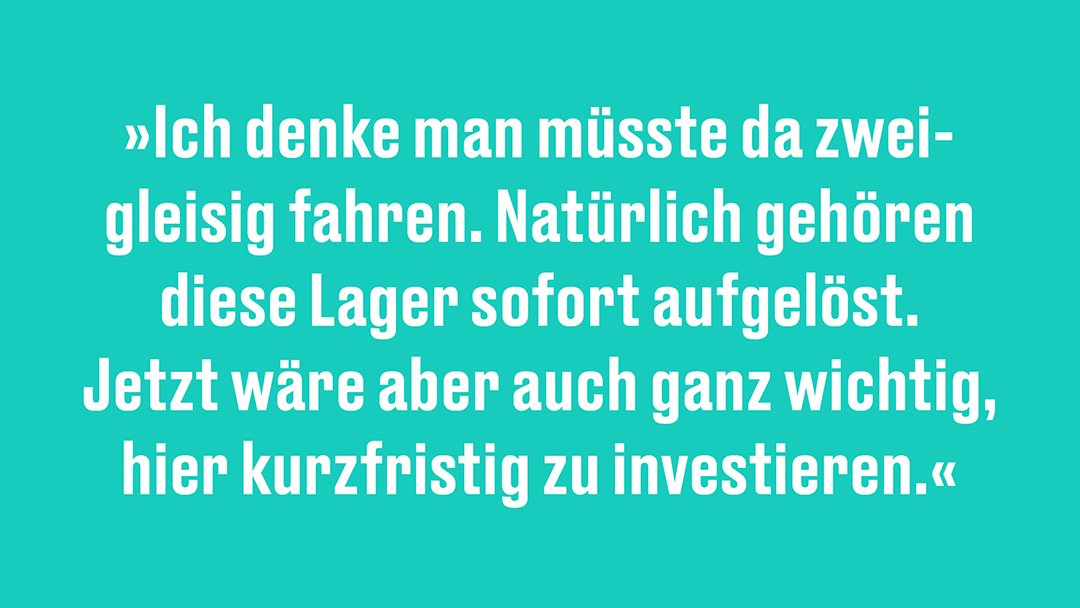 solidaripod's tweet photo. Was kann man für die Menschen in Moria tun? Das haben wir Thomas von der Osten-Sacken vom @Wadi_eV in Folge #9 @solidaripod gefragt. Er sieht vor allem 2 Wege: Organisationen vor Ort unterstützen und in Deutschland politischen Druck machen #LeaveNoOneBehind https://t.co/t0GqJDFWY8