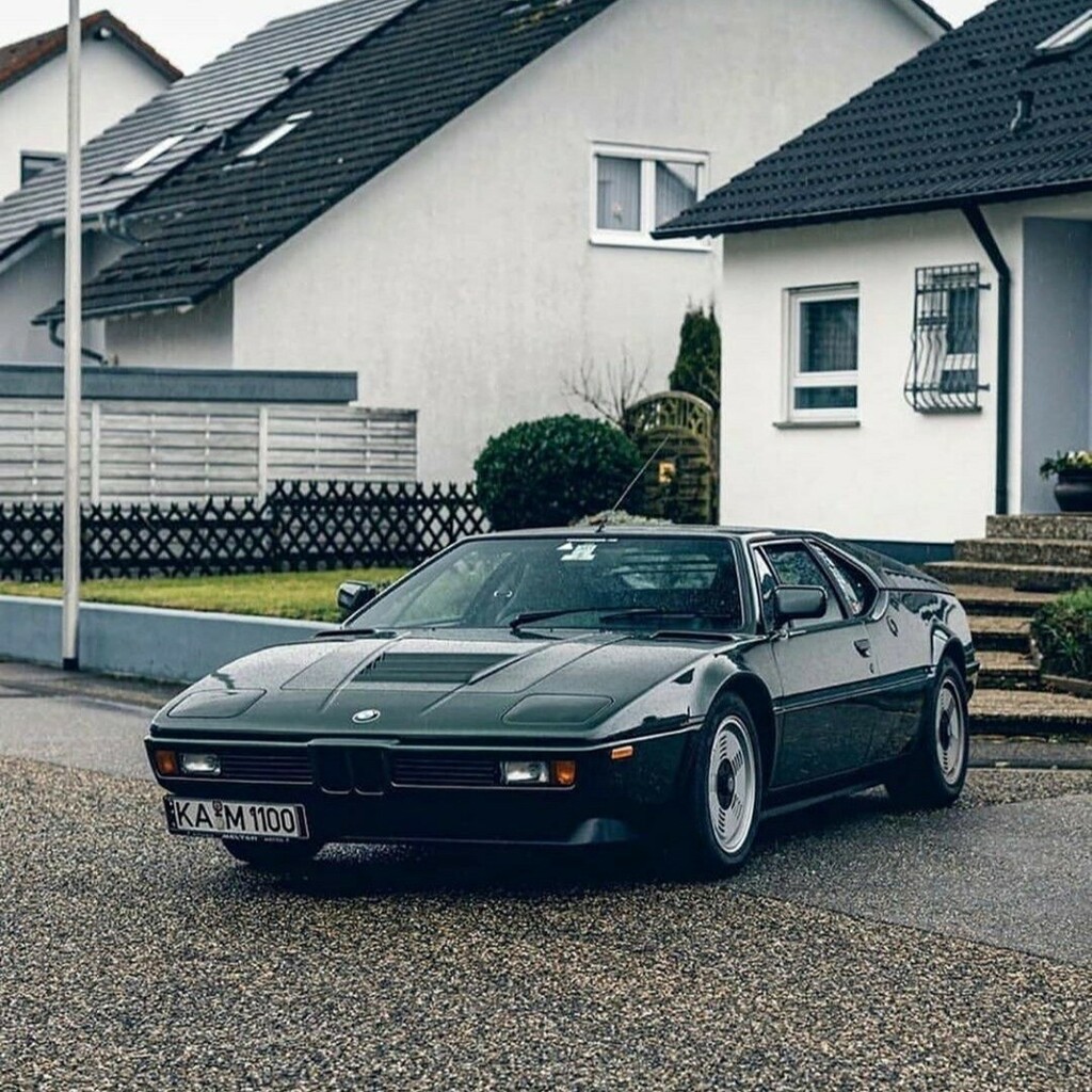 WeirdoFalcon's tweet photo. Supercar d'hier, signée BMW Motorsport en 1978.

Merci à @machinistic (une fois de plus !) pour cette photo.

#auto #autos #automobile #automobiles #automotive #voiture #voitures #car #cars #supercar #supercars #motorsport #motorsportphotography #motorsp… https://t.co/GKXleyqCbT https://t.co/G4I6WxebI0