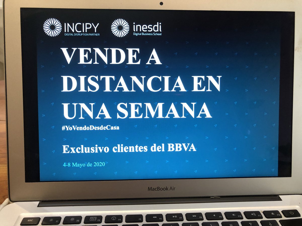 ejoana's tweet photo. Ha sido un honor hacer la clase inaugural a los clientes Pymes y Comercios de @bbva<Para ayudar al pequeño comercio en España a vender ha lanzado el programa educativo “Vende a distancia en una semana en 3 pasos” Grandes alumnos! Gracias!#YoVendoDesdeCasa @InstitutoInesdi @incipy https://t.co/1jzDSlOZ2u