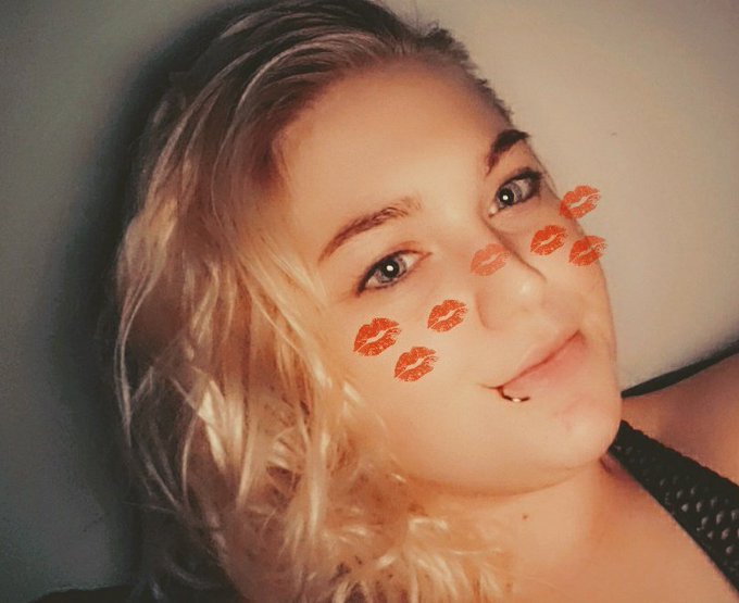 Witchy &amp; bitchy 😘🥰 https://t.co/ivhl3xeBaW