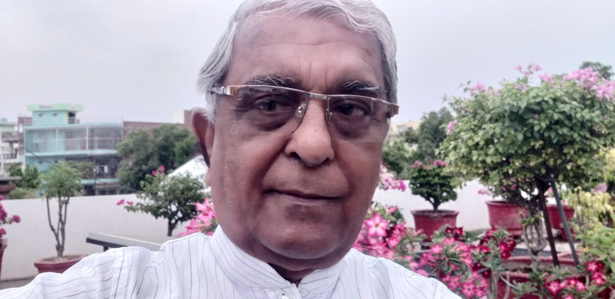 harnathsinghmp's tweet image. मदिरा पिलाओ पैसा कमाओ प्रतिवर्ष 10 लाख को मौत की नींद सुलाओ
चेतावनी #शराब_वैधानिक_रूप_से_हानिकारक_है