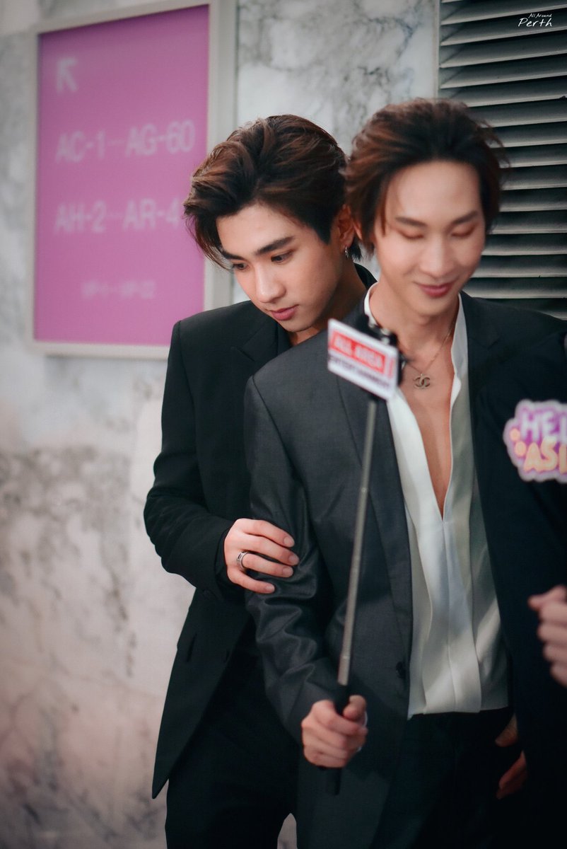aloneww's tweet photo. คิดถึง @perthppe https://t.co/cs7SWUNuRl