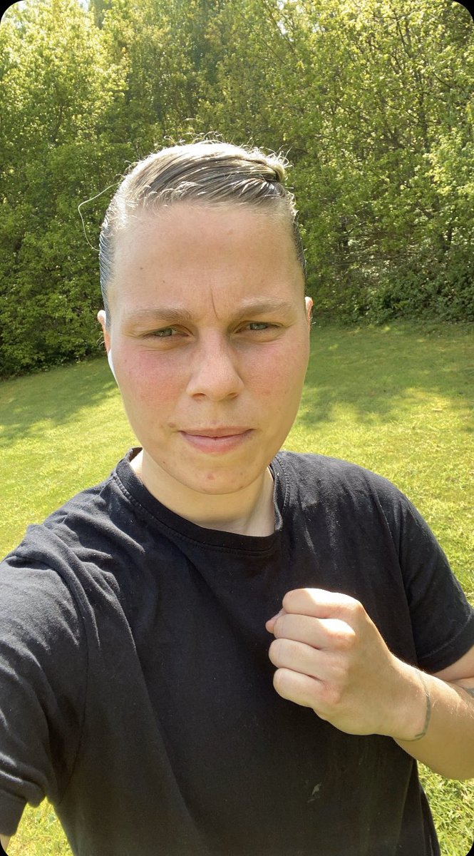 Gilly_flaherty's tweet photo. 1st 5km done! Only another 360km to complete as a household for @thecryolounge birthday fundraiser! We appreciate all the help &amp; support for us as a small family business 🙌🏼💙 link to donate - https://t.co/4u2qfJrhPK 

Thank you x https://t.co/nUBCWt1QNf