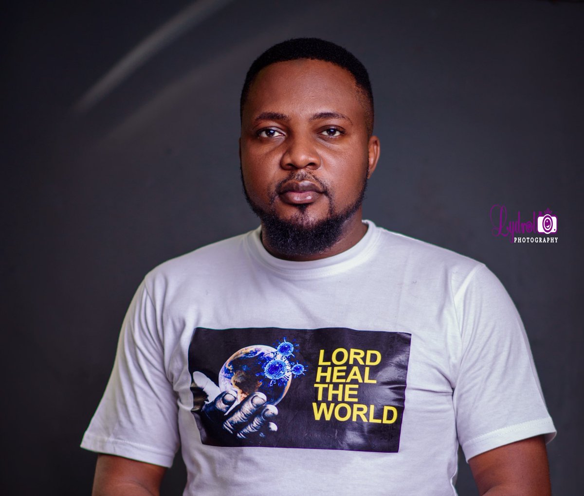 radioloungee's tweet photo. We all at #MeetsMedia wish you a very happy birthday and hope that all your stars keep shining as your biggest dreams come true. Congrats @YemieFASH on another great year of happiness and joy. Continue to be a blessing to Nigerians. https://t.co/k1wNnZgvaE