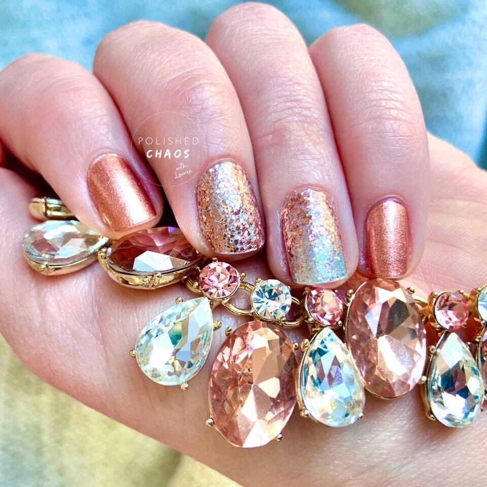 tamelaj93985405's tweet image. So delicate and refined. Follow me to Color Street. colorstreet.com/GlitterandGlam… #prettymani#mani/pedi#Beautulnails