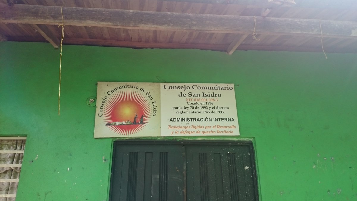 ABColombia1's tweet photo. In #RioQuito #Choco village of San Isidro, young person killed by illegal armed groups. On Pacific Coast #biodiversity haven #Colombia armed groups entering villages, during #COVID19 #impunity @UKinColombia @IrelandColombia #GuardianAtrato @FISCHETNICO @UEenColombia @Oidhaco https://t.co/YBpvaOh8EJ