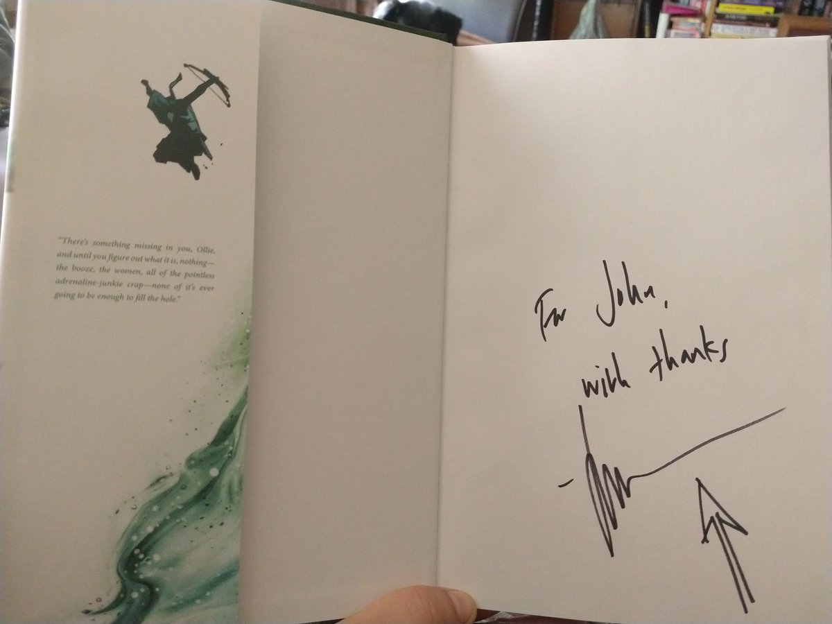 JohnOttaway's tweet photo. After hearing a loud THUNK I took small pause in my #StarWarsDay marathon to pick up the post...
Thank you @Jock4twenty this looks stunning #GreenArrowYearOne https://t.co/JUL3MEQ7zc