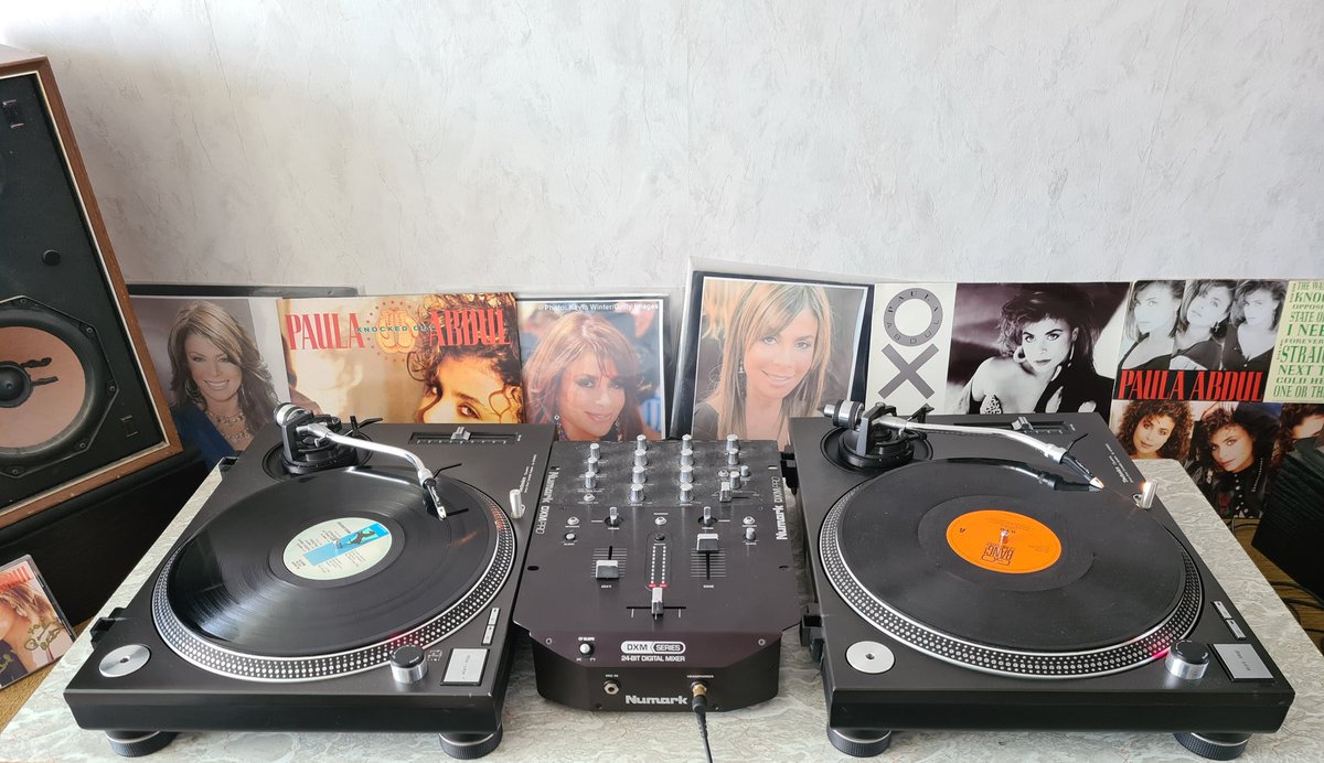 DJHardnoize's tweet photo. I'm going to make a another oldschool mix
#hardnoize #oldschool #oldschoolhousemusic #djmix #vinyl #12inches #records #turntables #technics #sl1210 #technicssl1210 #mixer #numark #dxmpro #numarkdxmpro https://t.co/5SARre59vv
