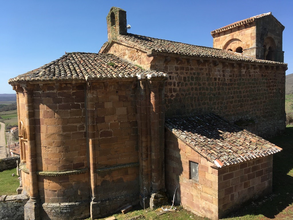 Feliz lunes! Hoy os mostramos parte del proyecto desarrollado para la <a href="/Las_Edades/">Las Edades del Hombre</a> bajo la supervisión y gestión de la <a href="/FundacionSMLRPH/">Fundación Santa María la Real</a> consistente en la adecuación de varias iglesias del Territorio Románico Norte, en la provincia de Palencia #PatrimonioEnCasa #restauracion