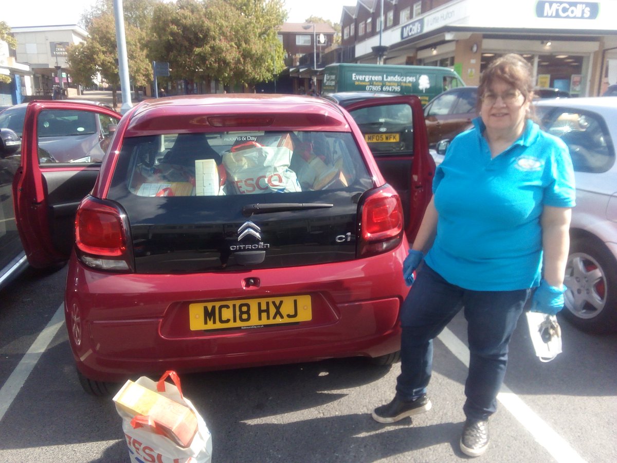 WomenWithWings3's tweet photo. Our 1st round of #COVID19 food parcels are on the way to those in need, thanks to our today's volunteers Sue and Alison @LittleHultonBL #InThisTogether #communityspirit #SpiritOfSalford #staysafe https://t.co/B2XHk0UmfA