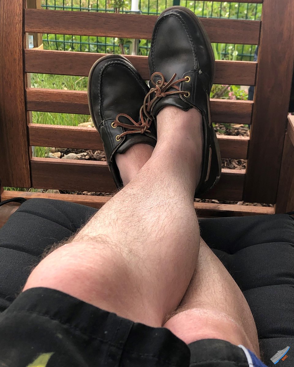boatshoeguy's tweet photo. When gardening. Timbis and work pants.
#boatshoeguy #boatshoes #boatshoegay #gayboatshoes #bootsschuhe #snc #bsg #nosocks https://t.co/HMUjVzRGWJ