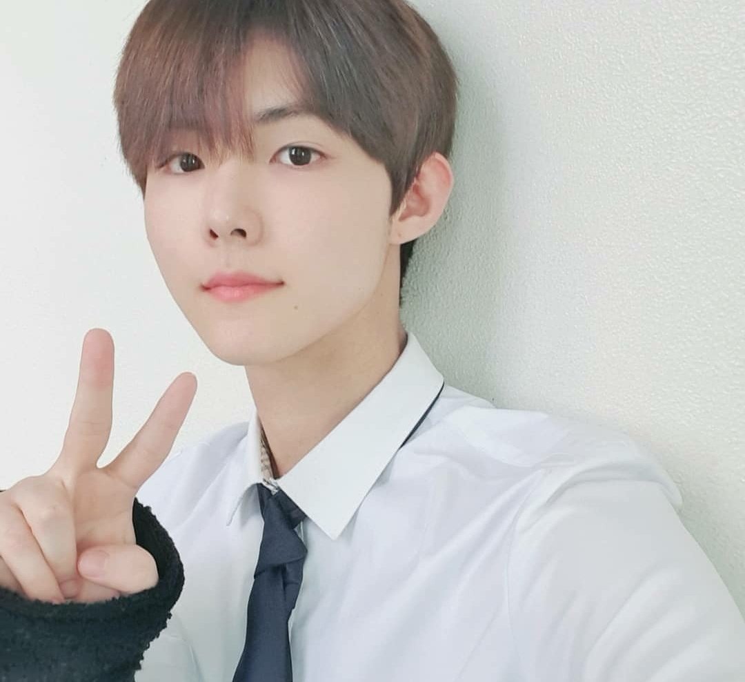 LEEMIDAM_TH1027's tweet photo. 200504 wonder.dami IG Update💜

"หวัดดีครับ🙌"
#ดัมสตาแกรม

มิดัมของพวกเรากำลังสุ่มทำอะไรอยู่หรือเปล่าน้า🤔

🔗https://t.co/6m8eLf6kQM

#อีมิดัม #이미담 #LEEMIDAM #李美談 #イミダム #ミダム https://t.co/ZTw7q70HGt