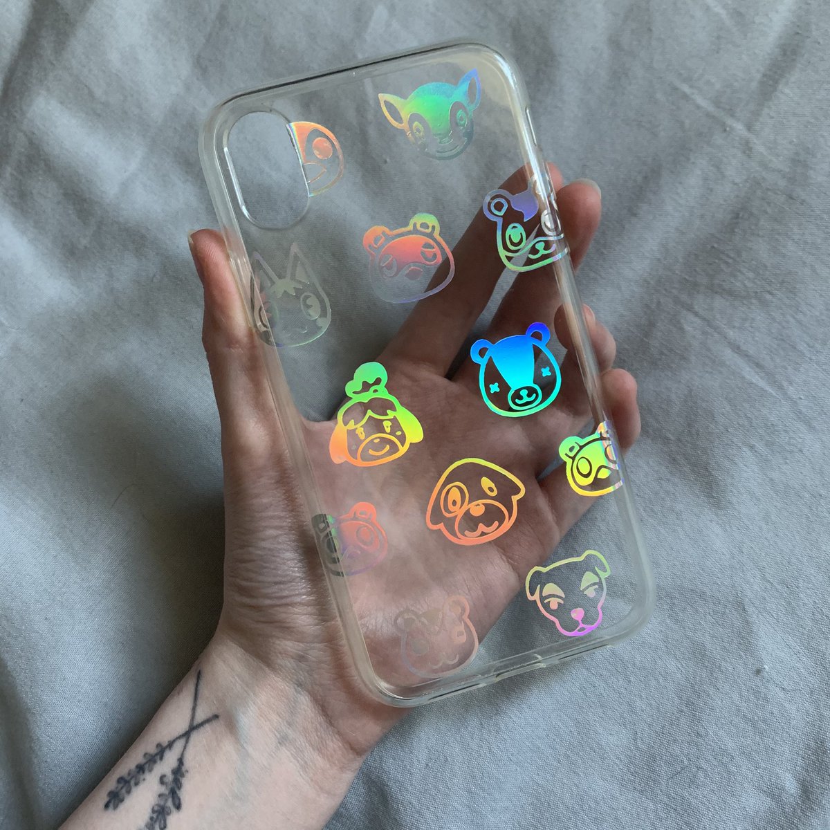 cinnadotcom's tweet photo. another giveaway! 

set of acnh holographic decals for u to decorate with! winner can also choose one extra villager to add ! 

TO ENTER:
follow me
rt

open ww &amp; ends on may 11th! ✨

more info ⤵
#acnl #animalcrossing https://t.co/ZlDxKMG3wE