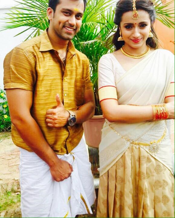 EXKpQDQUwAAkVmP?format=jpg&name=900x900