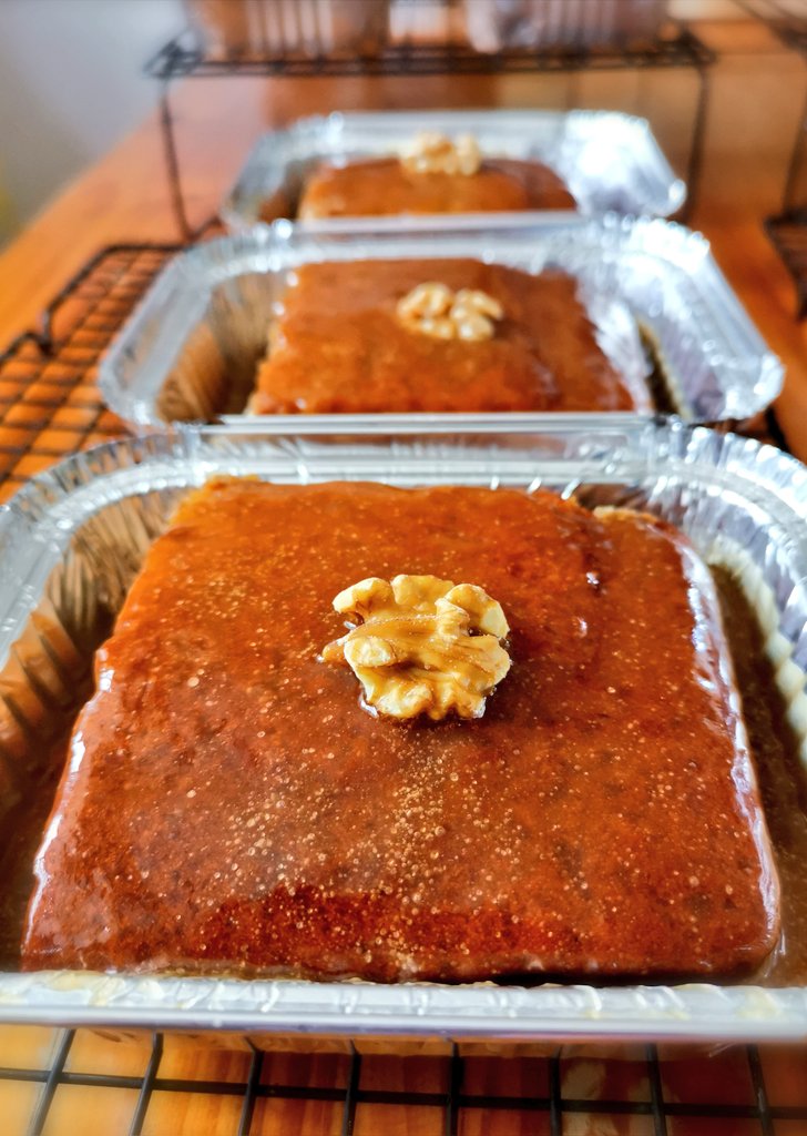 I've been making Sticky Toffee Puddings again! Delicious! 😋
#sweetfanciesbakes #stickytoffeepudding #lockdownbaking