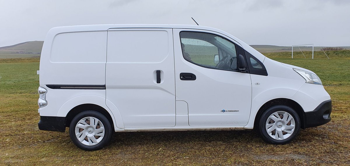 ecocars1's tweet photo. Loving the GOM today on orkney as i take a relaxed drive to pick up supplies #stillForSale https://t.co/reET9umy3F