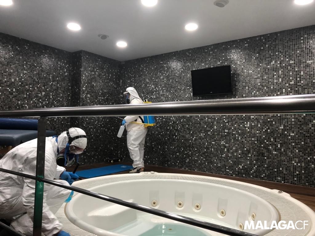 ☣️ #LaRosaleda será desinfectada esta tarde ☣️

¡Una vez completado el exhaustivo proceso, sus instalaciones serán seguras para la inminente vuelta al trabajo! 😷👌

➡️ bit.ly/2Wo1JCt

#Fase0 #Desescalada