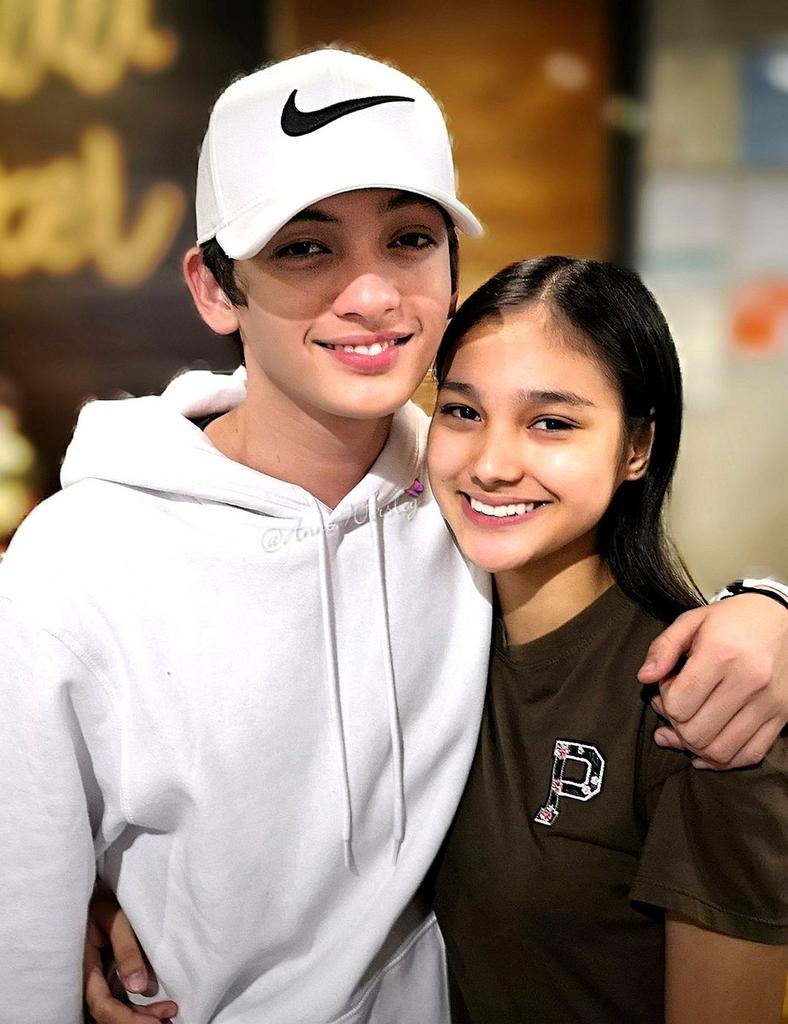 KBmyloveee's tweet photo. hala! may chemistry!

WE MISS KARSETH
 WE MISS KARSETH 
WE MISS KARSETH 

@MissKareee
@imsethfedelin
Karina Bautista | Seth Fedelin https://t.co/axWMC0oHZ7
