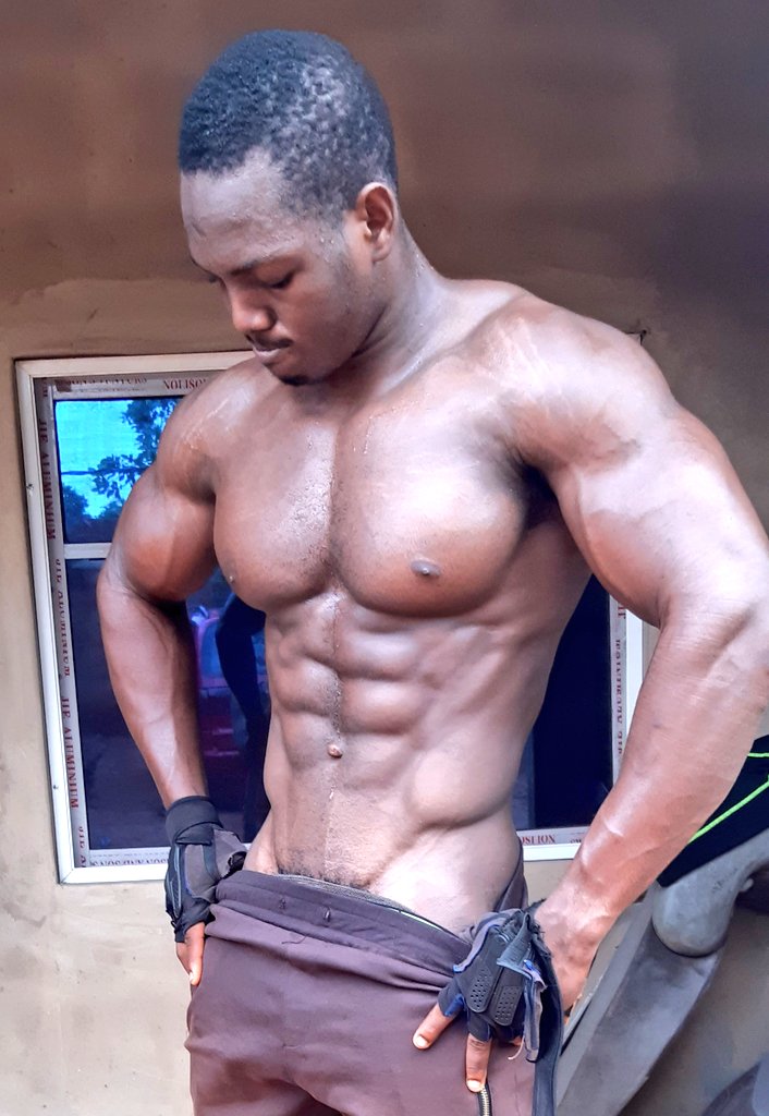 nezeeradams's tweet photo. Happy new week...stay safe πͺπͺπ― #muscleworshipuk #sponsorme #sponsoredathlete #Bodybuildingsponsor #Africanmuscle #beautifulblackmen #flexingvideo #musclevideo # #Alphaman #AlphaDaddy # #Sweaty, #eightpackabs #Worshipme #worshipmuscle https://t.co/jrzE8Z7P75 https://t.co/U1i1U0noFB