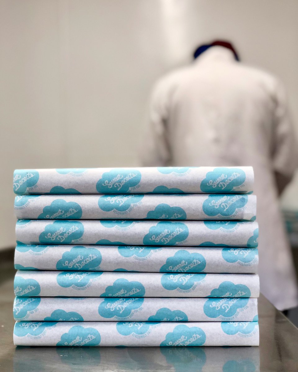 sweetdeceits's tweet photo. New month, new packaging ✨ Feat a camera shy James in the background who refused to smile for the pic 🙁 Our April boxes are still available via https://t.co/zkdUTQOhaF for just a few more days so make sure you DON’T MISS OUT because they’re 💣 https://t.co/An9lHEhg8m