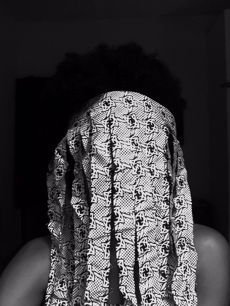 a_enobong's tweet image. Heavy is the head that wears the crown. The crown would only fit those who are determined. #Creative  #staysafe #creatingathome #becreative #isolationcreation