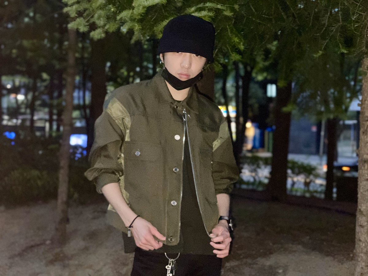 official_yoon_'s tweet photo. 월요일 고생했어요 모두들👍🏻 https://t.co/c8HATWu0T1