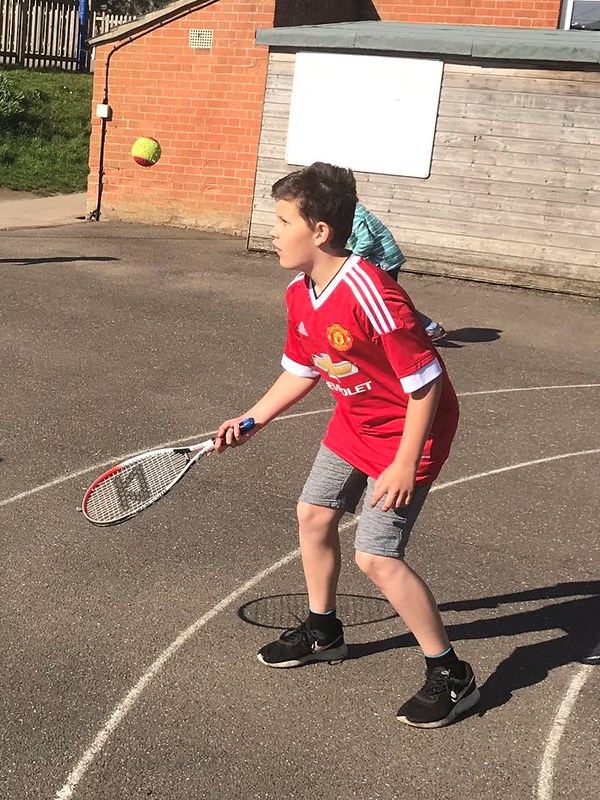 suffolkcc's tweet photo. Suffolk schools helping pupils stay active during Coronavirus lock down: https://t.co/PMobWjqUoc #KeepMovingSuffolk https://t.co/LMn8neLydT