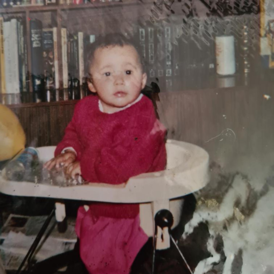 Baby number 7 was Stacey! Working detached sessions in Tuebrook.

Who do we think this might be?