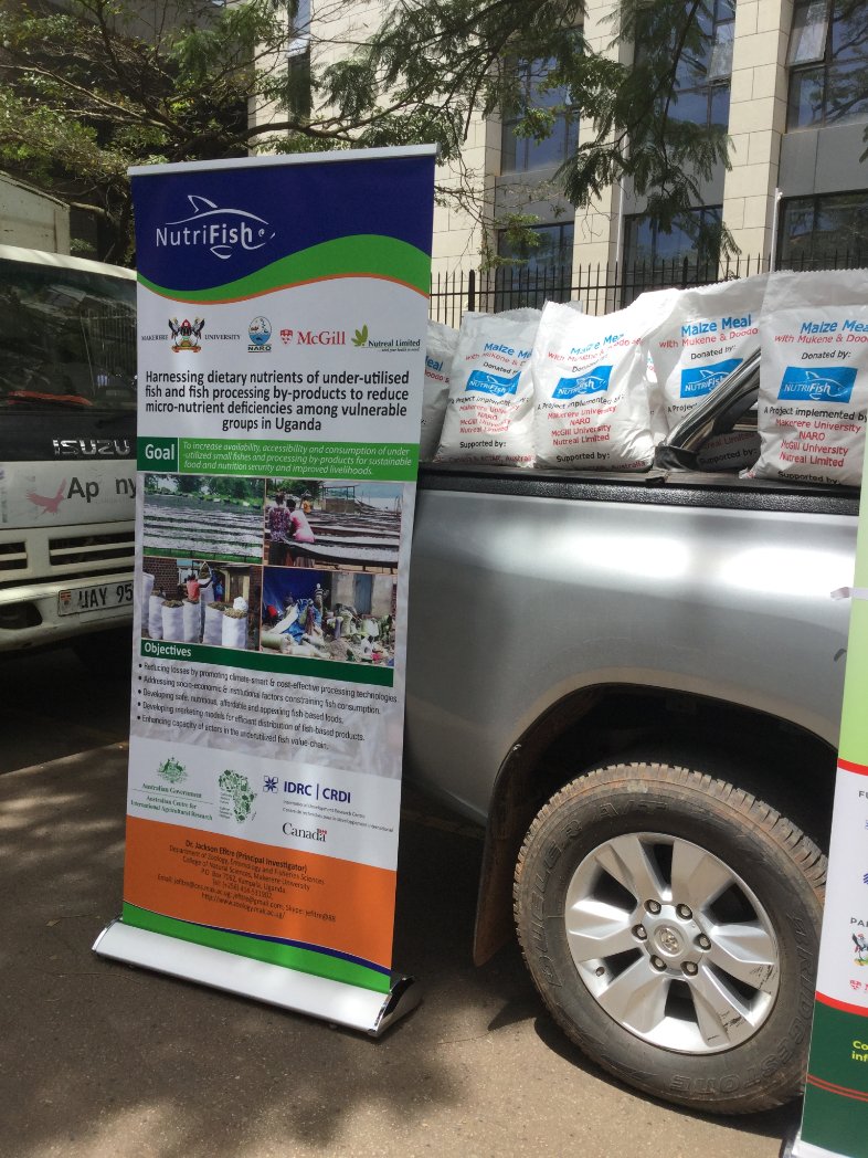 MakCoNAS's tweet photo. #NutriFish donation presentation to #covid19 National Task Force @Jefitre1 @Ampaire15 @ZooEntFish @nafirri @IDRC_CRDI @ACIARAustralia https://t.co/Zmn30pCEFb