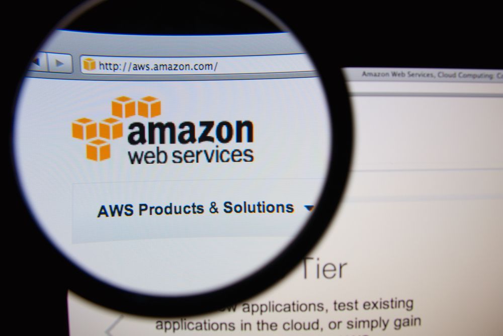 TS_Ski's tweet photo. AWS hits $10bn for the quarter https://t.co/697MeGNgSU https://t.co/lVLwYMN02i