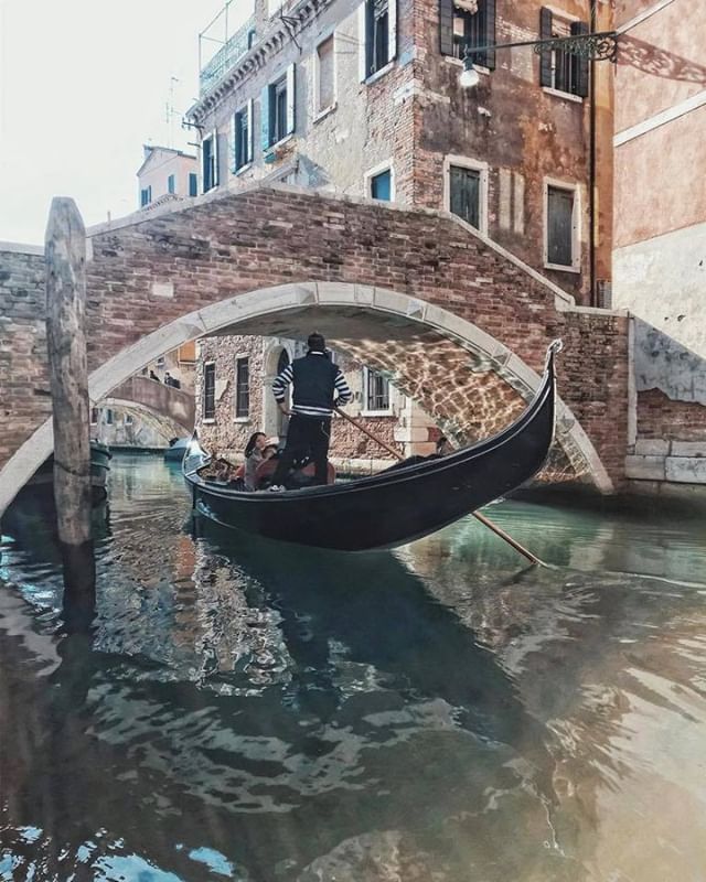 Venecia
#venecia🇮🇹 #italia #venice ┊ instagram.com/p/B_xb3xtHtYY/