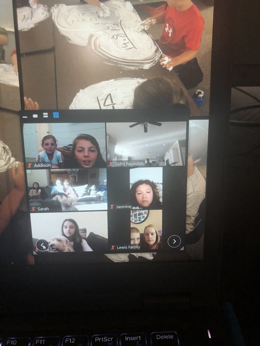 bartonbunch123's tweet photo. Shared the 5th grade class slideshow with my kids today 😭😭😭 https://t.co/SzI4dMYUb8