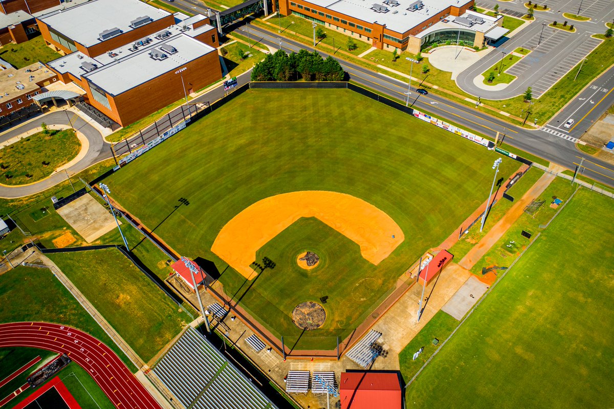 pjbrown_III's tweet photo. Decatur Where It's Greater
#visitDecaturAL #Decatur #DRock #NorthAlabama #DecaturHighSchool #OgleStadium #DontKnockItTillYouRockIt #socialdistancing #dronephotography #dronestagram #aerialphotography #FromWhereIDrone
https://t.co/yXCbwgD0oJ https://t.co/sCncDG6AYU