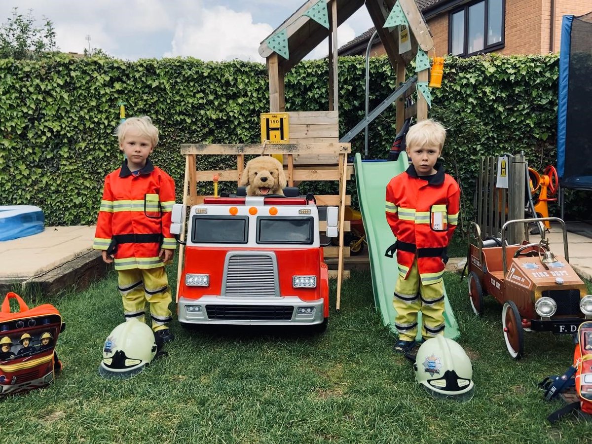 cambsfrs's tweet photo. Twins, Henry and Archer, aged 4, missed not being able to join their firefighter Dad at #Huntingdon fire station for Firefighters' Memorial Day today.

Instead, they held their own parade at home🏡☺️

#FMD20 #WeRemember https://t.co/m26yCsEP05