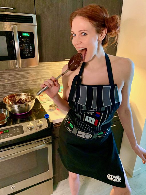 1 pic. 💫 Happy May The 4th! Daddy Darth wanted to celebrate with something sweet! ❤️🔥 #StarWarsDay 
#MayThe4thBeWithYou