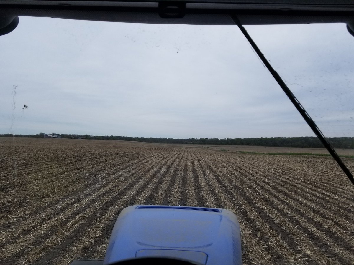 otfarms's tweet photo. 11 months later I'm back, finished then as the sun was coming up, worked into wee hours last night, what we do, thanks Intellisteer and the crotch rocket for giving us satellite access. Incredible service Tony/Mark/Matt @stoneseed, the Swan @SwansonSeeds, @otfarms crew https://t.co/5zeLKRCanc