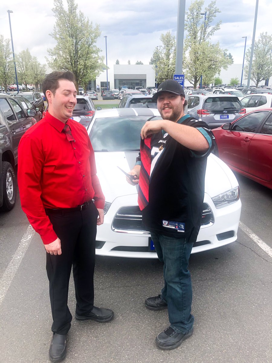parker_subaru's tweet photo. We have a fun little tradition at Parker Subaru... new Salesmen have their tie cut once they sell their first car with us! Congrats to Dustin, who just helped his first customer over the weekend ✂️ https://t.co/D3SdlMrBFO