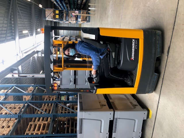 Voorzichtige stappen - heropstart opleidingen in de logistiek. Hartelijk dank #opleidingscentrumLogis om tot gisterenavond nog te werken om alles #Coronaproof te maken vanwege @VFUFFI