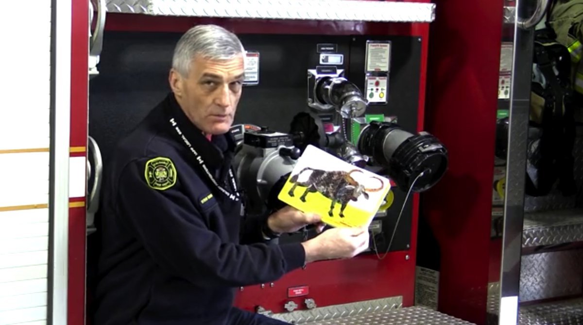 calgarylibrary's tweet image. Calgary Fire Chief Steve Dongworth is joining us for #StorytimeAtHome today. Tune in our this fun tale from @CGYFireFighters and @cityofcalgary bit.ly/2YJ2wkr #yycfire #calgarylibrary #calgaryfire