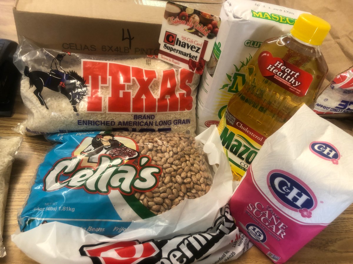 MAHSFoundation's tweet photo. A huge thank you to our very own Outreach Coordinator, Lilly, for organizing a grocery bag drive for 25 families in need. It's staff members like Lilly that show we are M-A strong! Thank you, Lilly, and Chavez Market for their generous support! https://t.co/veI1lMmVrp