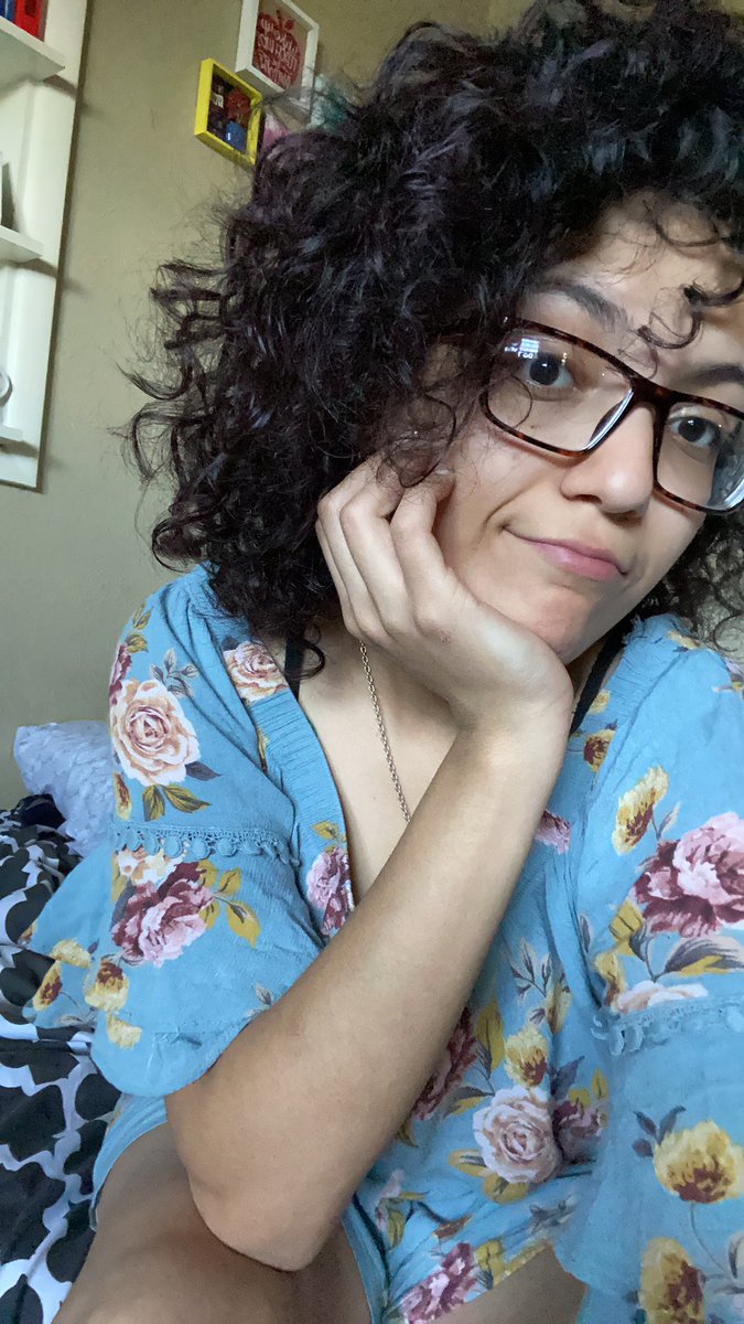Hufflefluff95's tweet photo. @bradmondonyc didn’t start taking care of my curls until after I started watching your videos, now look at all of this hair!!!! #curlyhair #curlygirlmethod #bradmondo https://t.co/NHfXrtUzxm