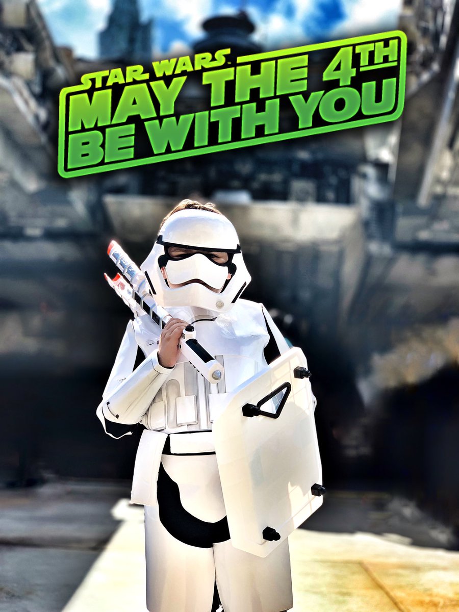 captainatv1's tweet photo. Good Morning Everyone, Happy Monday and May the 4TH be with you all!💙, Captain A and Captain SySy #maythe4thbewithyou #starwars #stormtrooper #hansolo #starwarsmillenniumfalcon #milleniumfalcon #captainatv #brothersforlife #boyshavingfun #iamflvs https://t.co/xUiI3dh5Fy